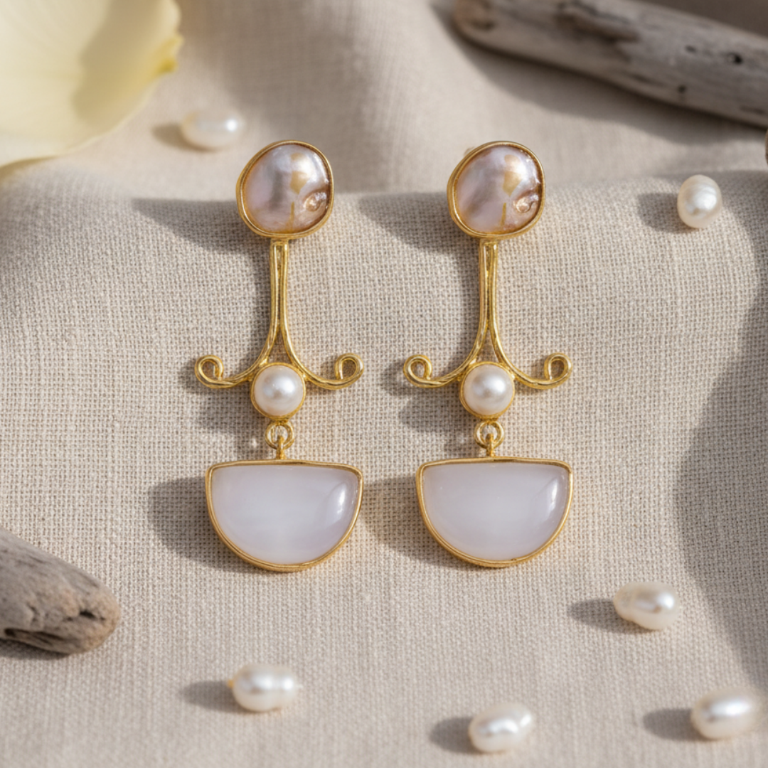 Ameyra Golden Dangler