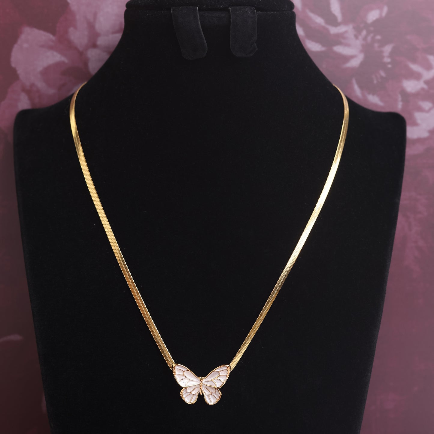 FlutterLuxe Necklace