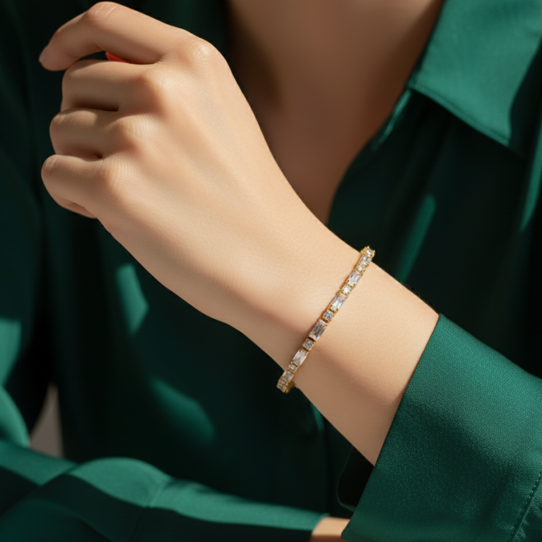 Taira golden bracelet