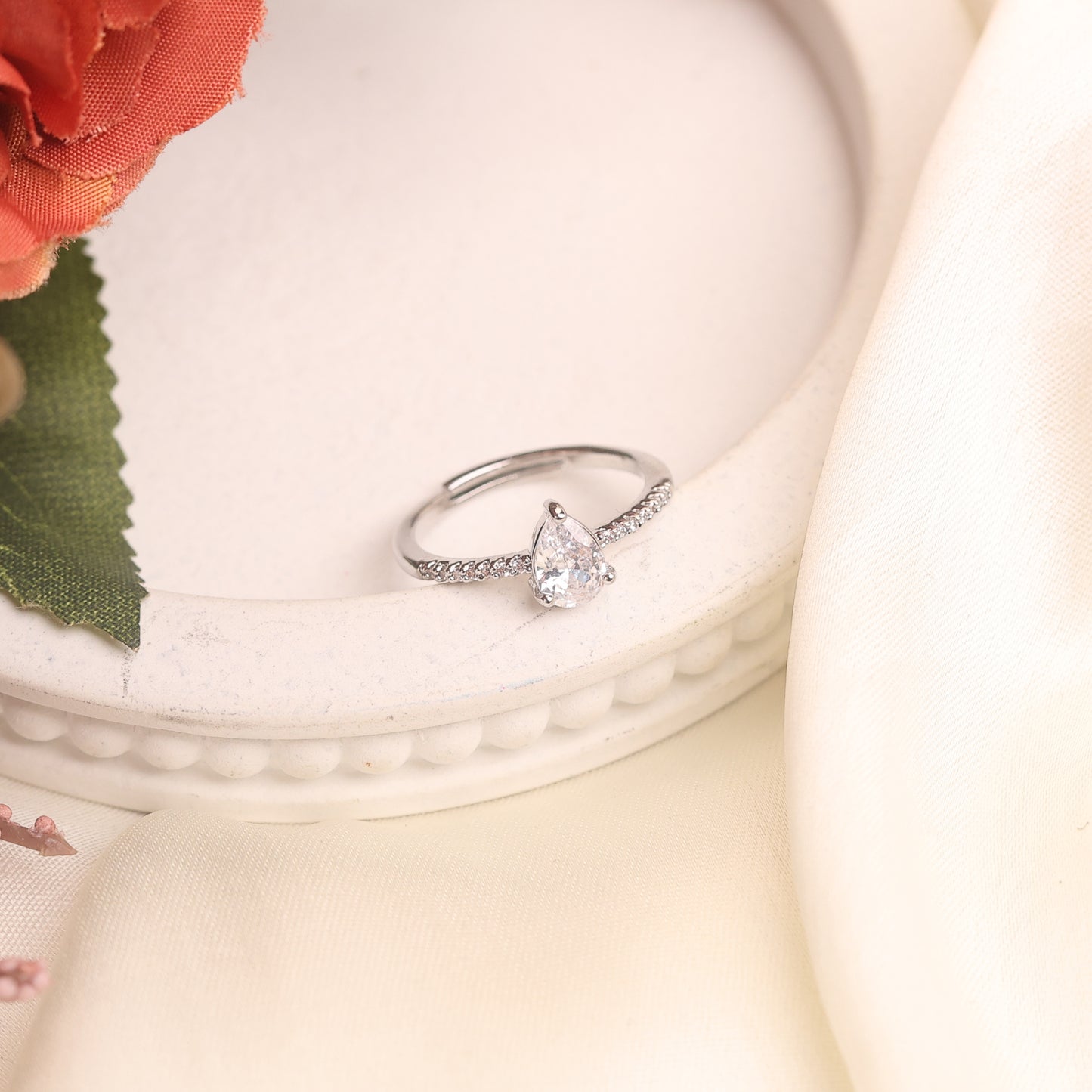 Ivy Ring