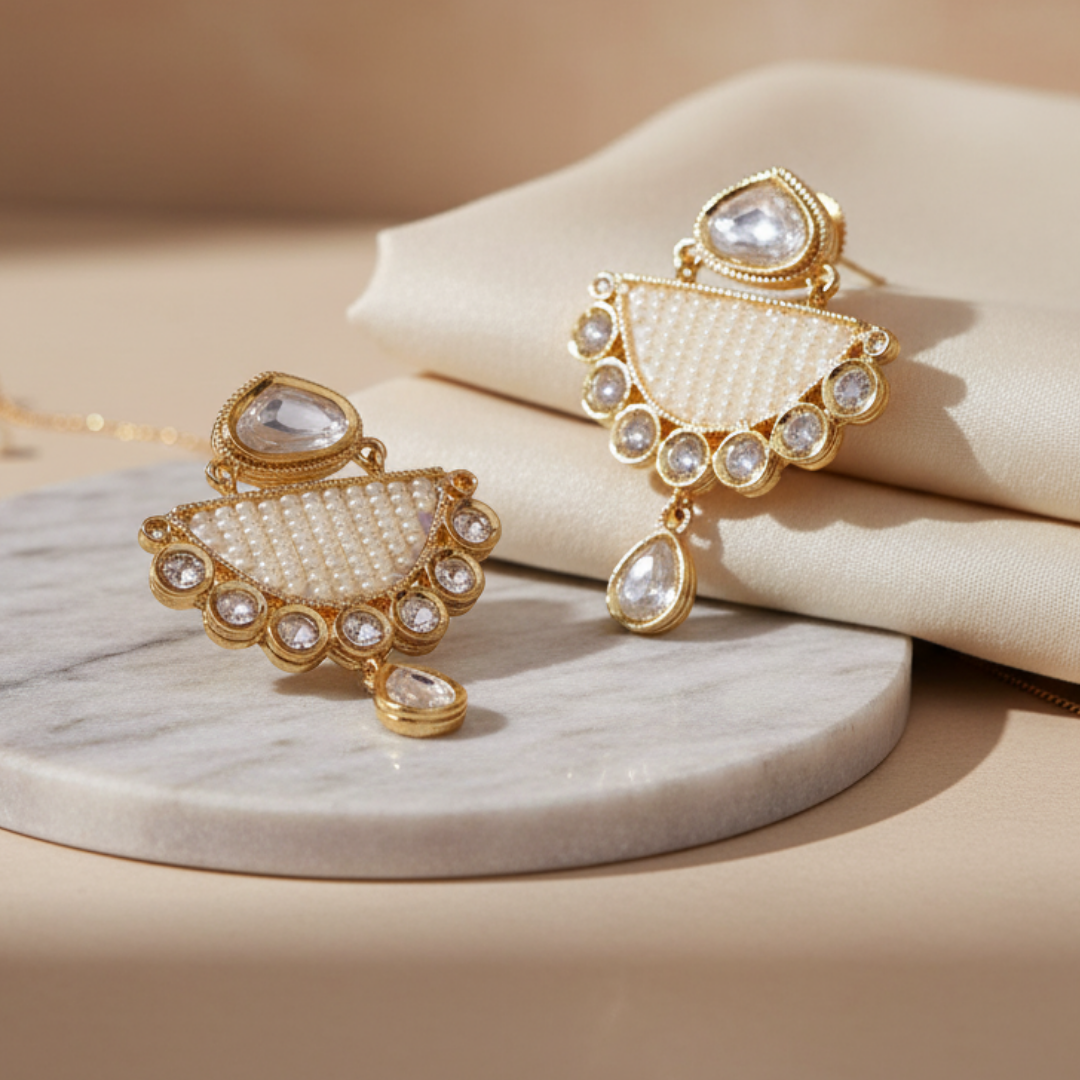 Zariya Kundan Earrings | White Crystals | Beads